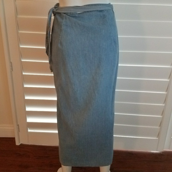 Wrap around long skirt - Picture 2 of 2
